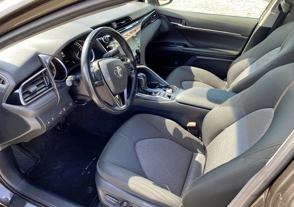 Toyota Camry cena 99850 przebieg: 159103, rok produkcji 2019 z Gołdap małe 379